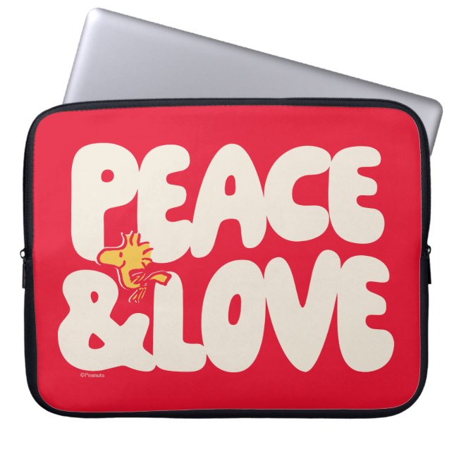 Capa Para Notebook Amendoins | Woodstock de Paz e Amor (Frente)