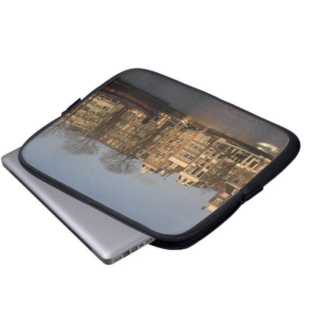 Capa Para Notebook Amsterdão (Frente Inferior)
