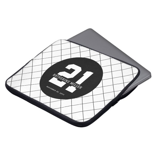 Capa Para Notebook Aniversário de 21 anos personalizado moderno e ele (Frente Topo)