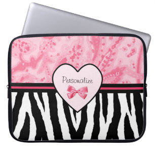 Capa Para Notebook Arco na moda e nome cor-de-rosa e pretos do teste