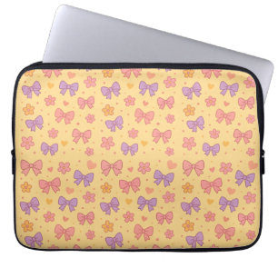 Capa Para Notebook Arcos Pastéis e Padrão de Flores – Menina Amarela