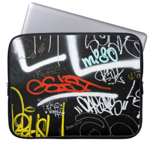 Capa Para Notebook Arte de grafite preta e multicolorido