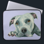 Capa Para Notebook Arte do cão do retrato da aguarela do cão do<br><div class="desc">Esta é uma pintura da aguarela de um cão cinzento do pitbull que estabelece no assoalho. Está olhando acima e sua cara squished no assoalho. Os pitbull tendem a ter a cabeça maior e eu penso que são adoráveis para aquele!</div>