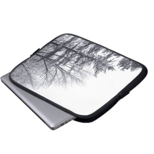 Capa Para Notebook Árvores cobertas por neve: Verticais
