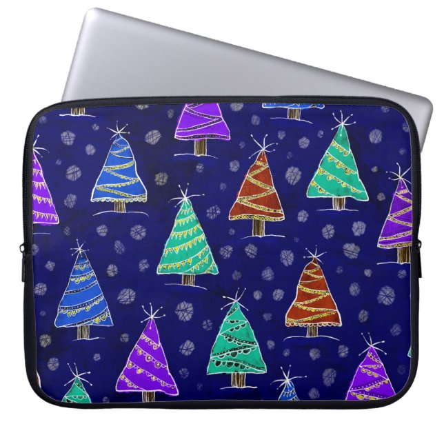 Capa Para Notebook Árvores de Natal Aquarela: Padrão Florestal. (Frente)