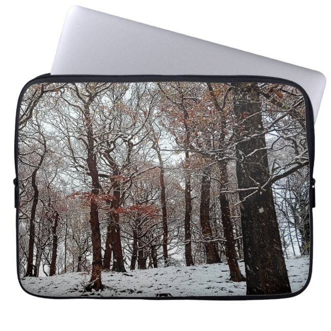Capa Para Notebook Árvores, na neve (Frente)