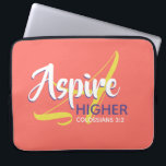Capa Para Notebook ASPIRAR MAIS ALTO Coral Cristão Inspirador<br><div class="desc">Mensagem inspiradora - Asprar mais alto - com referência bíblica Colossenses 3:2 "Ponderem as coisas lá do alto". Uma mensagem motivacional, apresentada de forma simples, porém elegante. Monograma A para Aspire ao fundo. Todo o texto é totalmente personalizável, para que possa personalizar com o seu próprio monograma, mensagem favorita e...</div>