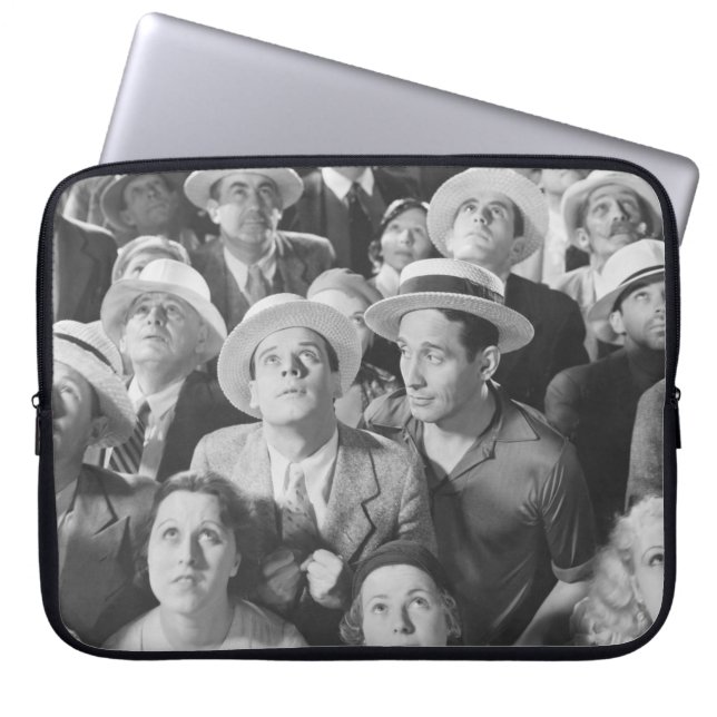 Capa Para Notebook ATENÇÃO INDIVIDIDAatento, multidão, vintage, retr (Frente)