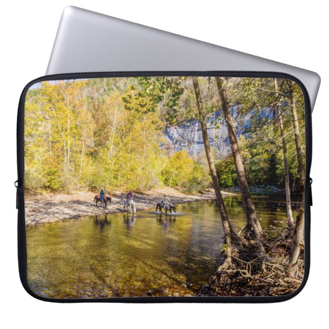 Capa Para Notebook Atravessando O Rio Buffalo (Frente)