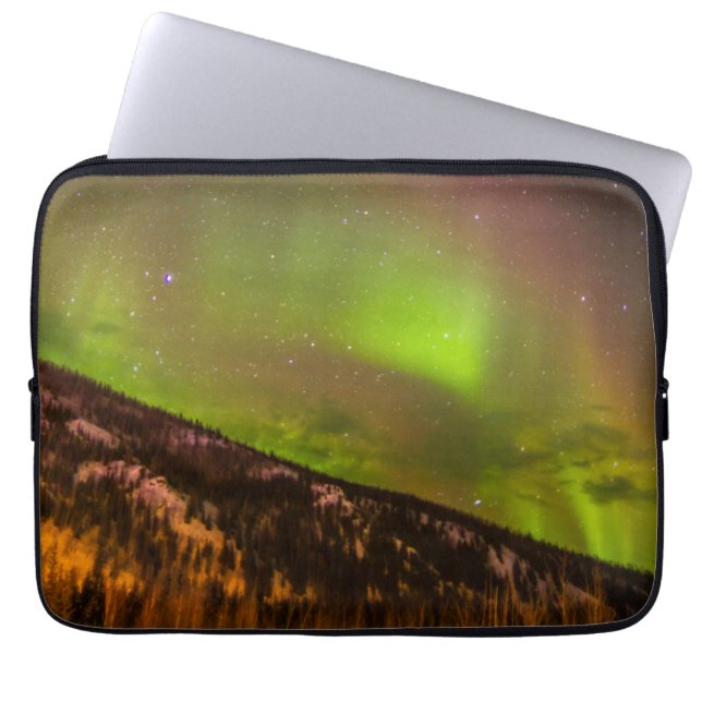 Capa Para Notebook Aurora Borealis | Montanhas Fairbanks Alaska (Frente)