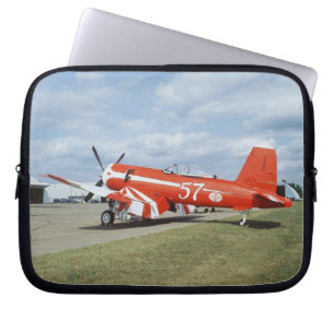 Capa Para Notebook avião F2G-1D Super Corsair na exibição aérea em