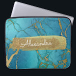 Capa Para Notebook Azul e mármore com folha dourada e reluz<br><div class="desc">Azul cobalto e mármore com folha de ouro e minúscula esguicho eslegante. Este caso pode ser personalizado para incluir seu primeiro nome.</div>