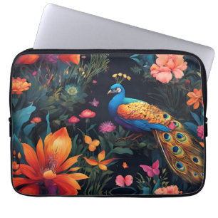 Capa Para Notebook Azul Elegante e Pavão Dourado no Jardim Rosa