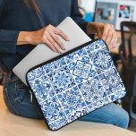 Capa Para Notebook Azulejos do Mediterrâneo, Portugal, Azulejo, Majol<br><div class="desc">Padrão elegante,  na moda e sofisticado com azulejos mediterrânicos de cor azul e branca. Presente moderno e moderno,  perfeito para o amante Azulejo em sua vida.</div>