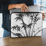 Capa Para Notebook Bambu<br><div class="desc">Bamboo é uma pintura de pincel em uma técnica tradicional de estilo livre chinês (Xie Yi) com tinta em papel de arroz. O bambu tem sido um assunto importante e significativo para a pintura durante muitos períodos da história chinesa. Os chineses muitas vezes comparam bambu a cavalheiro pelo seu caráter...</div>