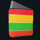 Capa Para Notebook Bandas vermelhas, amarelas e Verdes limões<br><div class="desc">Bolsa de laptop de neopreno liso e alegre e riscado,  com  vermelha,  amarela e verde limão. Pode adicionar texto ou iniciais para personalizar. Por https://www.zazzle.com/store/celestesheffey</div>