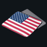 Capa Para Notebook Bandeira dos EUA - Estados Unidos da América - Pat<br><div class="desc">EUA - Estados Unidos da América - Sinalizador - Patriótico - Dia da Independência - 4 de julho - Personalizável - Escolha / Adicione seu Texto / Cor / Imagem Única - Faça seu presente especial - Redimensione e mova ou remova e adicione elementos / imagem com a ferramenta de...</div>