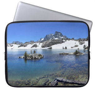 Capa Para Notebook Banner Peak e um Mountain Lake - Sierra Nevada