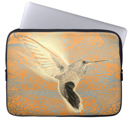 Capa Para Notebook BEija-FLOR COM NUVENS JAPONESAS Manga Rickshaw