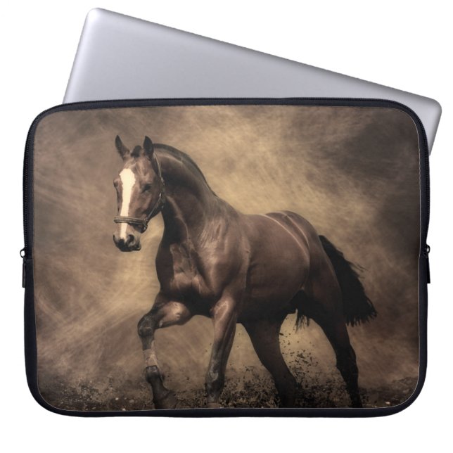 Capa Para Notebook Belo travesseiro decorativo marrom (Frente)