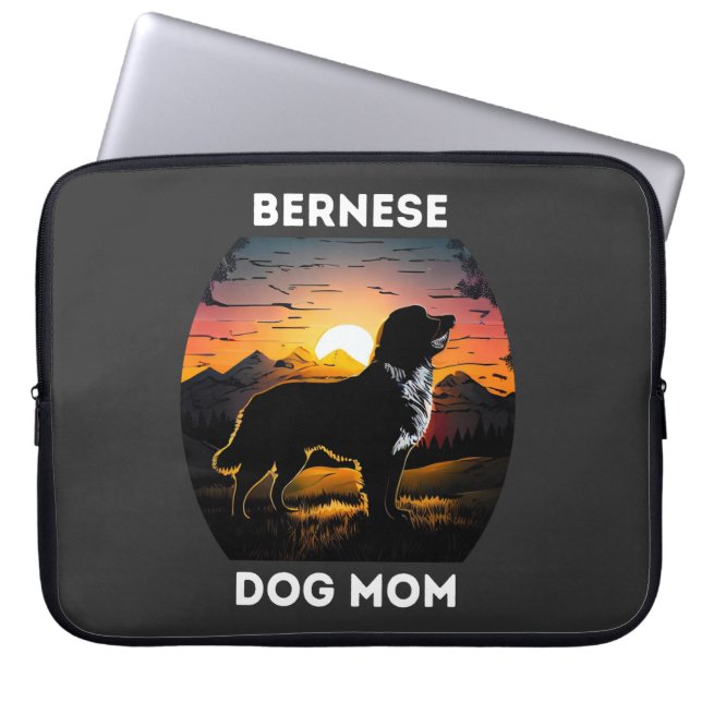 Capa Para Notebook Bernese e a Ascensão Sun para a mãe do cão Bernês (Frente)
