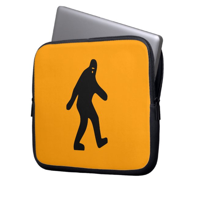 Capa Para Notebook Bigfoot (Frente Esquerda)