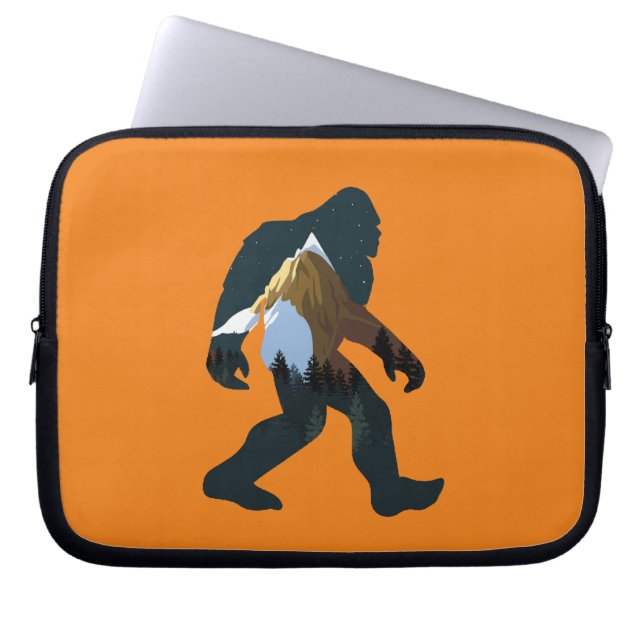 Capa Para Notebook Bigfoot da Floresta Noturna (Frente)