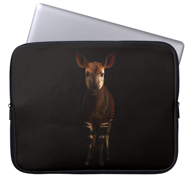 Capa Para Notebook Black 4 Luxe Laptop Sleeve, Forest Okapi (Frente)