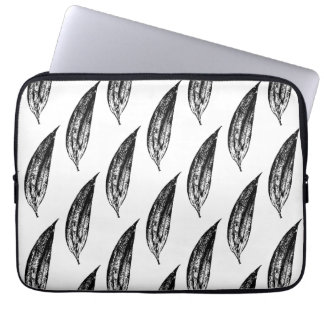 Capa Para Notebook Black and White White Lily Leaf Print