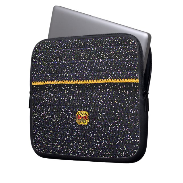 Capa Para Notebook Black Dourado Artisan Crochet Eletrônicos Bag (Frente Esquerda)