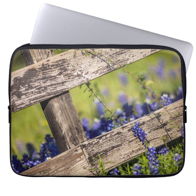 Capa Para Notebook Bluebonnets de Texas em torno de uma cerca do país (Frente)