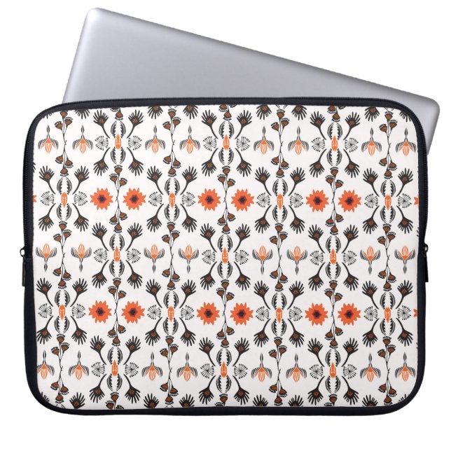 Capa Para Notebook Bohemian striped floral: vinheta desenhada à mão. (Frente)