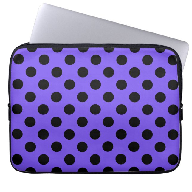 Capa Para Notebook Bolinhas negras no relincho (Frente)