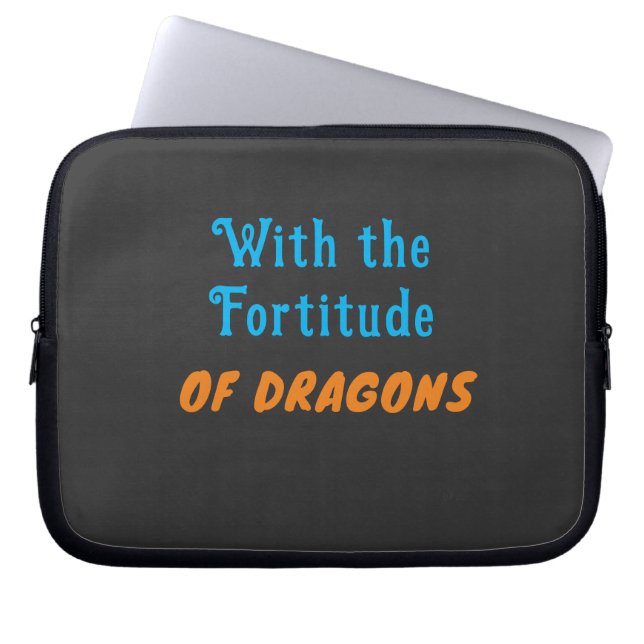 Capa Para Notebook Bolsa de Eletrônicos Fortitude of Dragons (Frente)