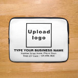 Capa Para Notebook Bolsa de laptop branca da Marca comercial<br><div class="desc">Bolsa de laptop personalizável que você usa para criar reconhecimento de nome de marca. O conteúdo é o logotipo da sua empresa, nome da empresa ou da empresa, endereço e número de telefone. Design são textos pretos sobre fundo branco. Verifique a aparência após carregar o logotipo e digitar textos. Se...</div>