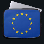 Capa Para Notebook Bolsa de laptop de Bandeira da União Europeia<br><div class="desc">Adicione um toque de orgulho europeu aos vossos acessórios tecnológicos, com a nossa bolsa de laptop exclusiva com a bandeira da União Europeia! Criada com muita atenção aos pormenores, esta bolsa de laptop é mais do que um mero instrumento de proteção; é uma celebração da unidade e da diversidade cultural...</div>