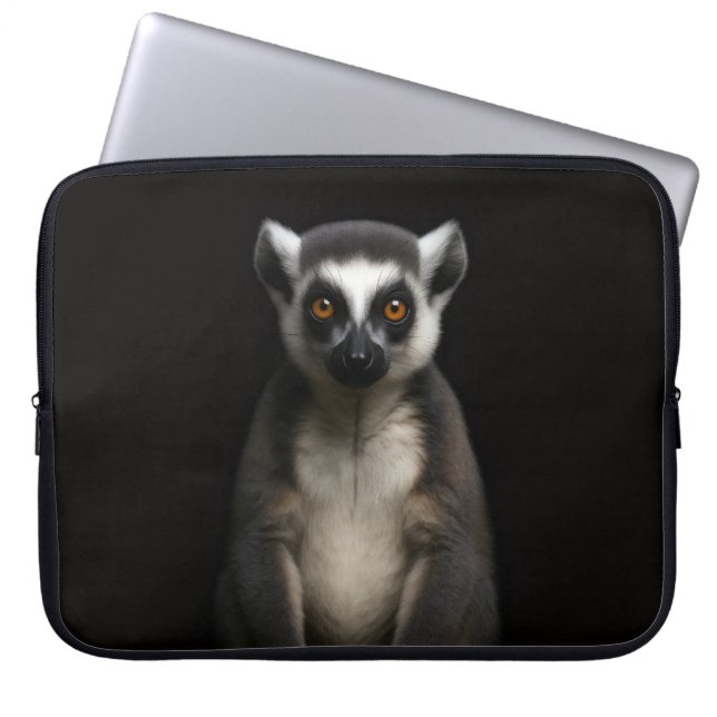 Capa Para Notebook Bolsa para Laptop Preta 4 Luxe, Lêmure Gentil (Frente)