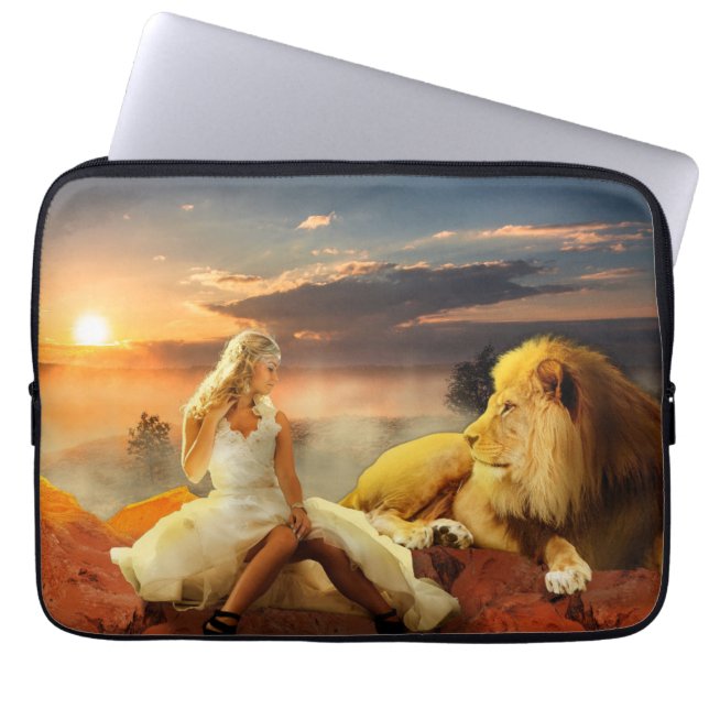 CAPA PARA NOTEBOOK BOLSAS DE LAPTOP DE FANTASIA DE LEÕES E MULHERES (Frente)