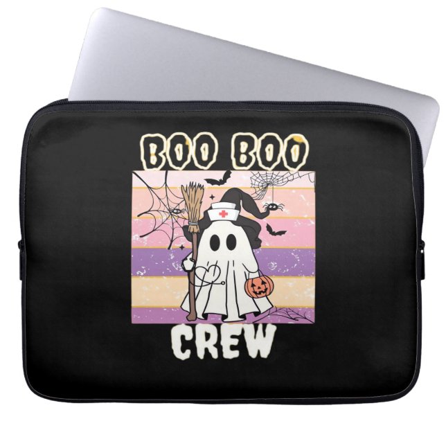 Capa Para Notebook Boo Boo Crew Halloween Enfermeira Fantasma Essenci (Frente)