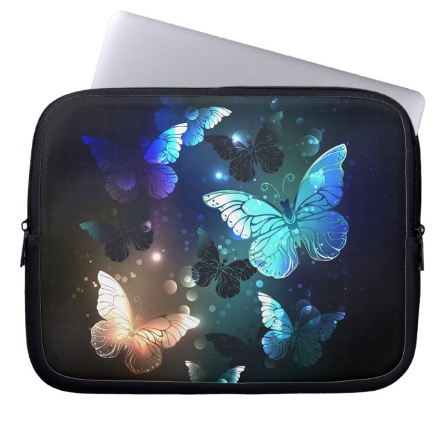 Capa Para Notebook Borboleta Noturna Flutuante (Frente)