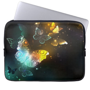 Capa Para Notebook Borboletas luminosas e borboletas noturnas