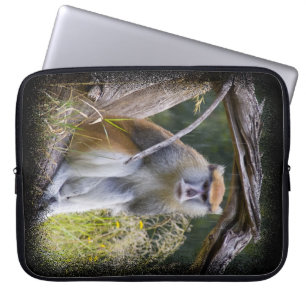 Capa Para Notebook Borda Preta do Macaco