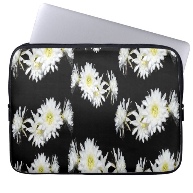 Capa Para Notebook Brilhantes À Meia-Noite: Flores Brancas De Cactus  (Frente)