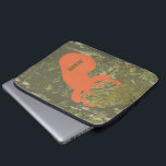 Capa Para Notebook Cabeça dos cervos & saco dos eletrônicos da<br><div class="desc">Os eletrônicos ensacam a caracterização de uma ilustração de uma cabeça alaranjada dos cervos sobre um fundo da camuflagem.  Personalize com seu nome.</div>