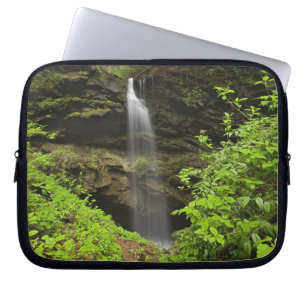 Capa Para Notebook Cachoeira caindo na pia, Whiteoak Sink,