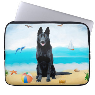 Capa Para Notebook Cachorro German shepherd Negro na praia