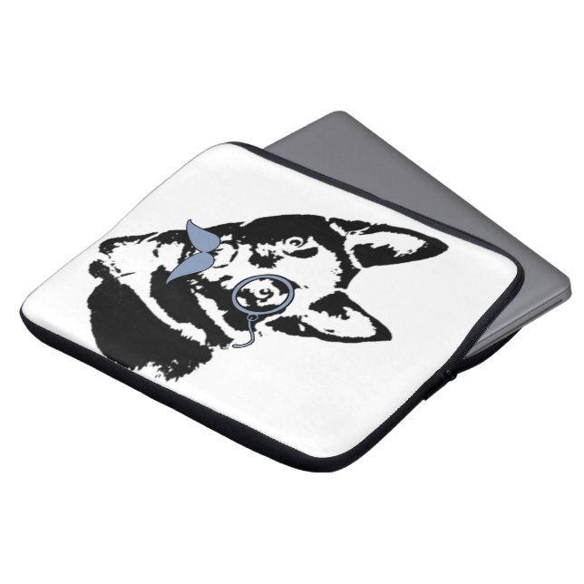 Capa Para Notebook Cachorro Schipperke com bigode (Frente Topo)