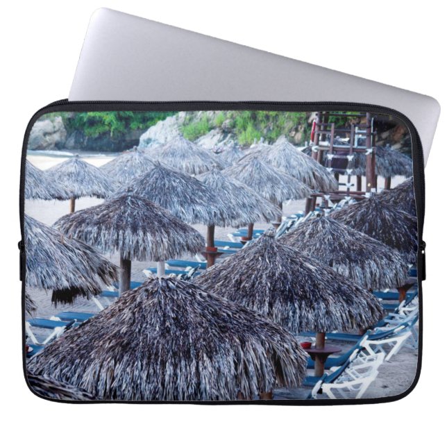 Capa Para Notebook Cadeiras e abrigos de praia (Frente)