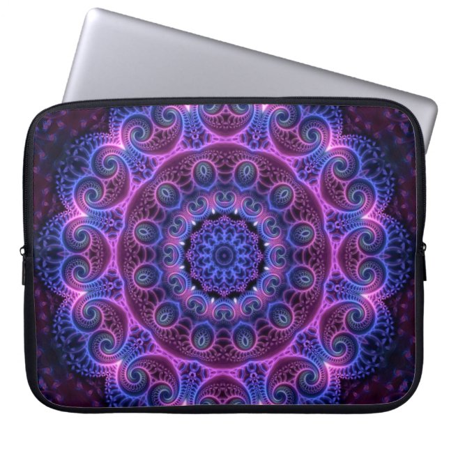Capa Para Notebook Caleidoscópio Apofise Mandala Corações (Frente)