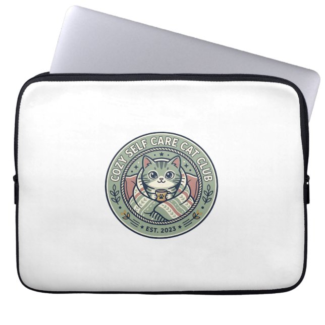 Capa Para Notebook Camiseta Gráfica de Gato de Auto Cuidado Aconchega (Frente)